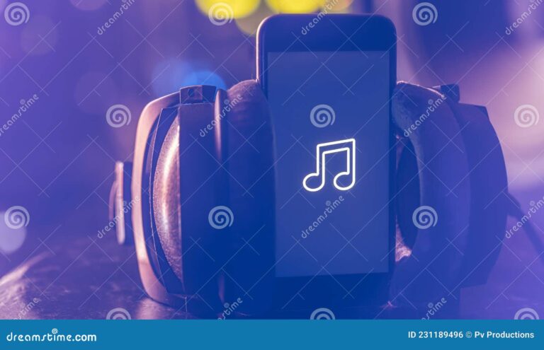 auriculares y telefono en un fondo oscuro