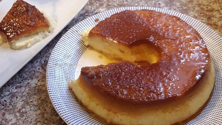 delicioso budin de pan con flan