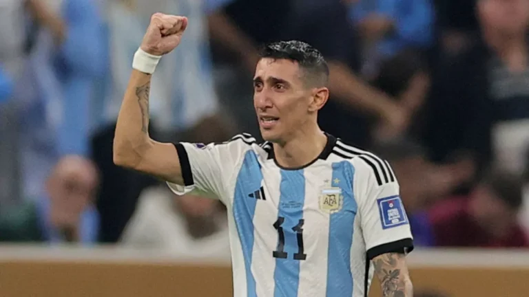 di maria celebrando un gol en la final