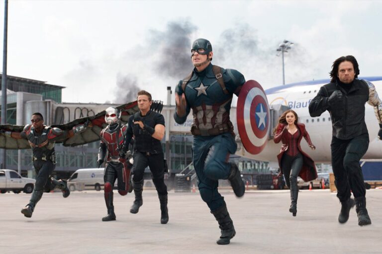 Qué escenas post créditos tiene la película Blue Beetle 20 escena de superheroe en accion