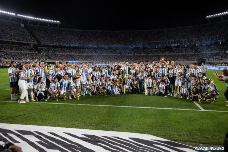 futbol argentino celebrando una victoria