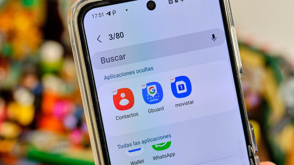 Cómo puedo configurar la privacidad de mis estados de WhatsApp solo para compartir con algunos contactos
