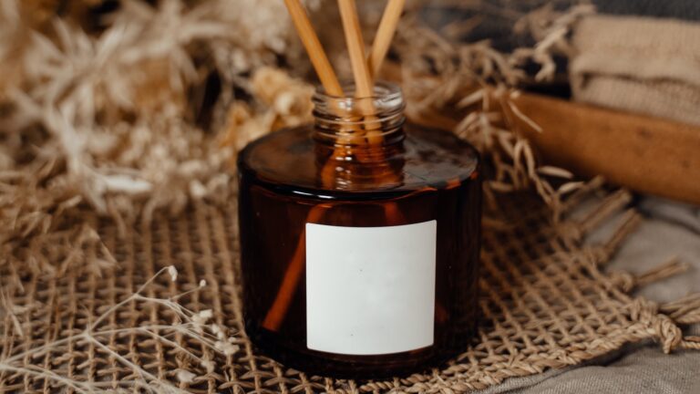 ingredientes naturales en un ambiente hogareno