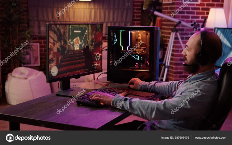 jugador disfrutando de videojuegos en pc