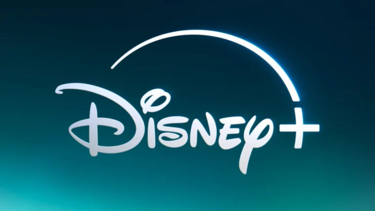logo de disney plus sobre fondo colorido