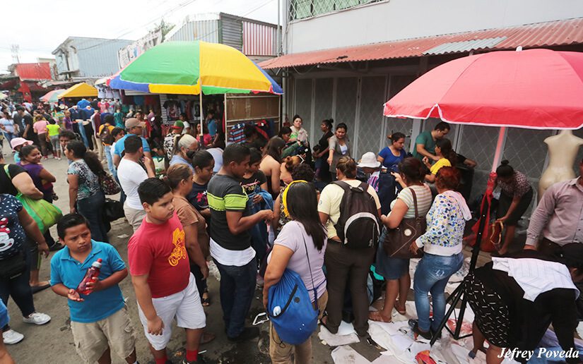 Qué días está abierto el Mercado La Salada