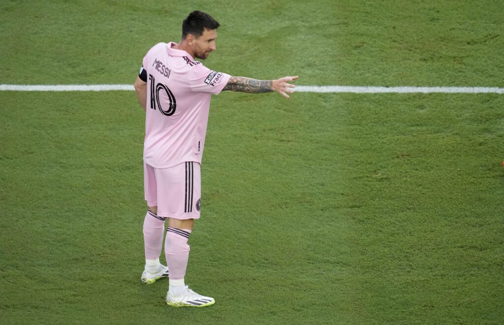 Cuántos goles lleva Messi en su carrera hasta la fecha actual