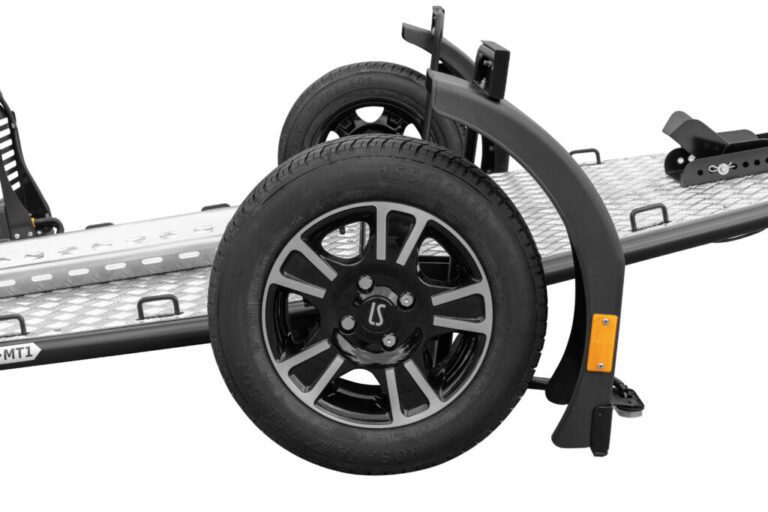 motos en un trailer seguro y estable