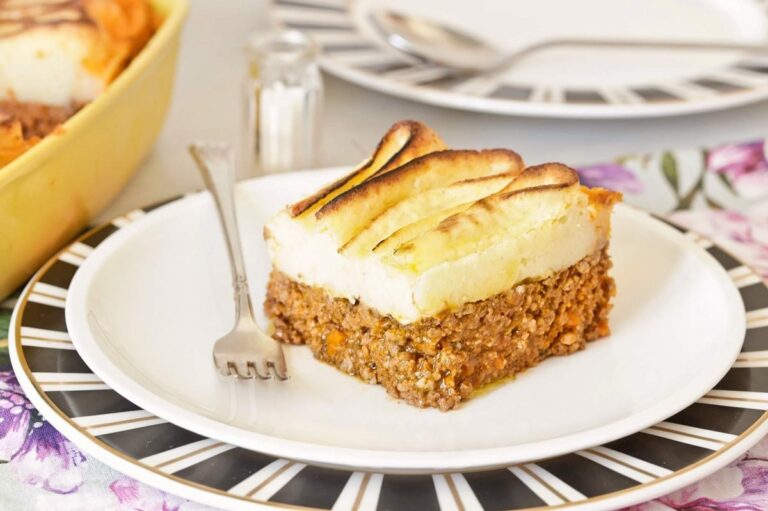 pastel de papa recien horneado y dorado