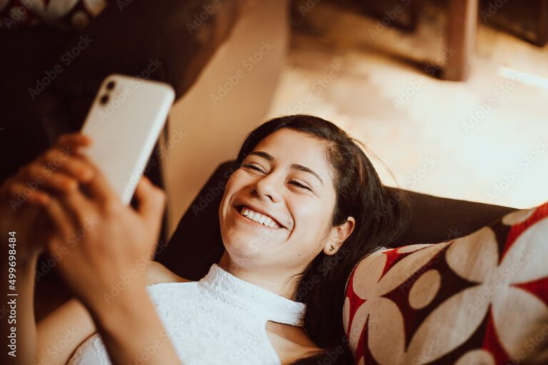 Cómo realizar reclamos en Pedidos Ya desde Argentina 15 persona usando un telefono movil en casa