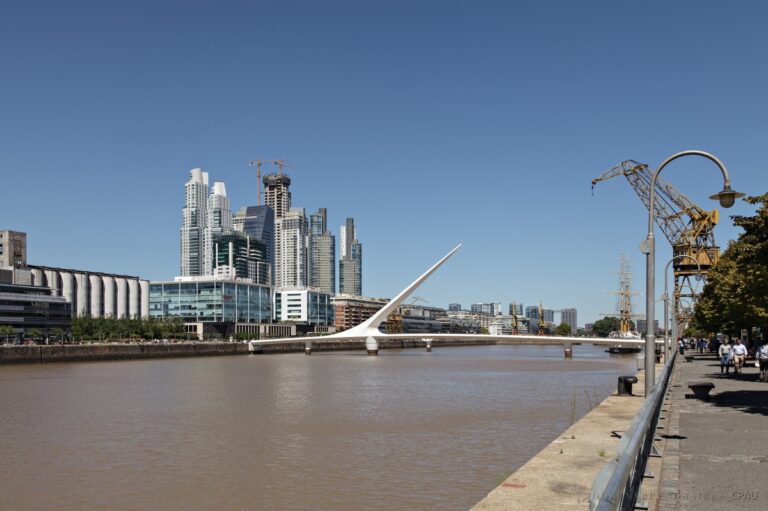 puente simbolico en buenos aires