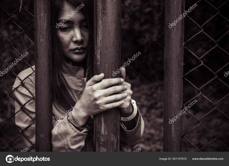 retrato de una mujer en prision