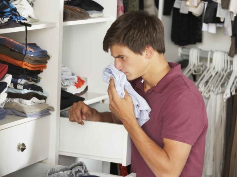 ropero organizado con fragancias naturales