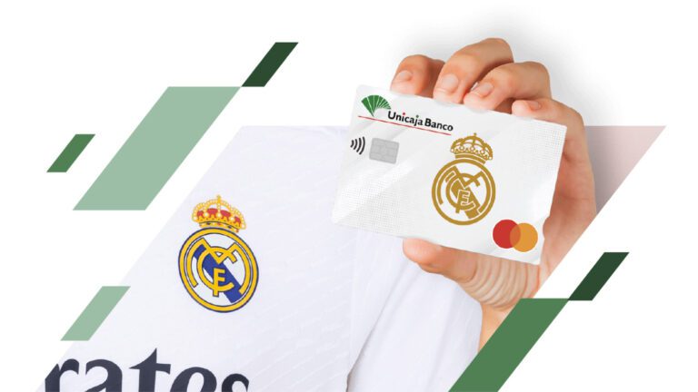 tarjeta de credito con logo de futbol