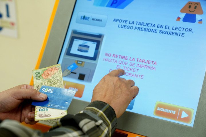 tarjeta sube en un entorno urbano
