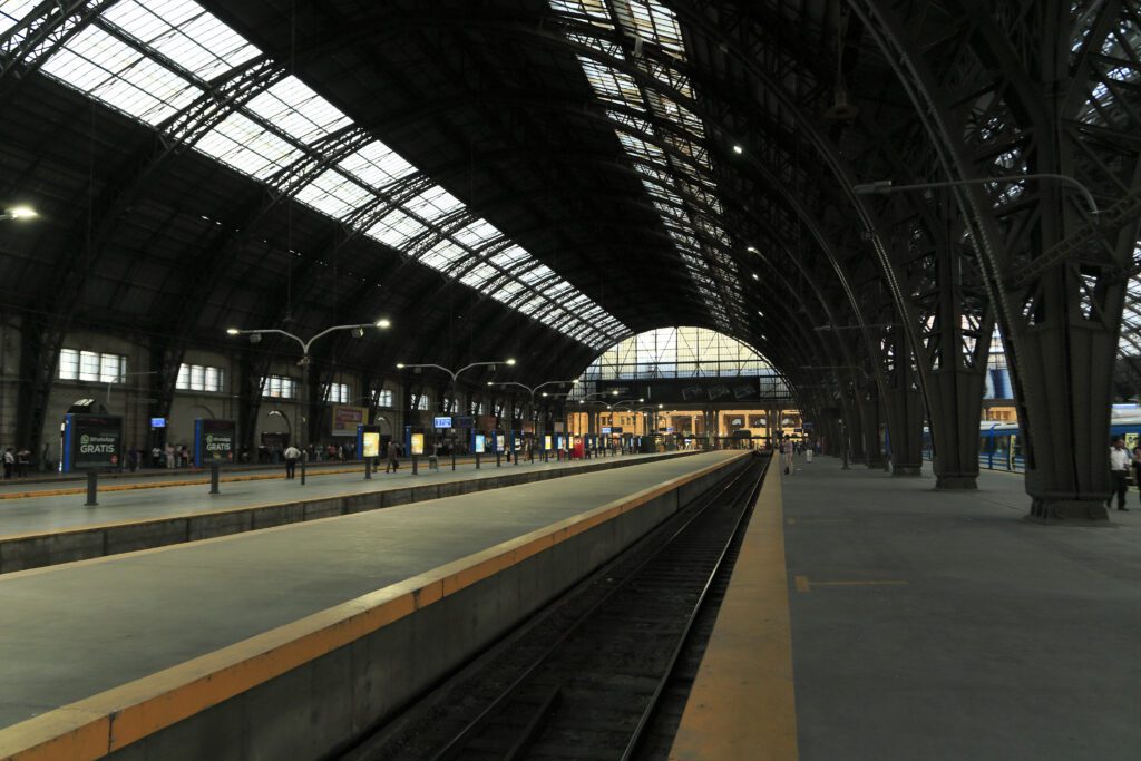 Cuáles son los horarios del tren Mitre a Retiro