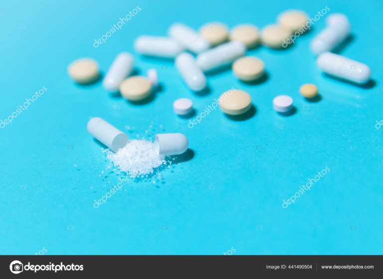 varias tabletas sobre una mesa