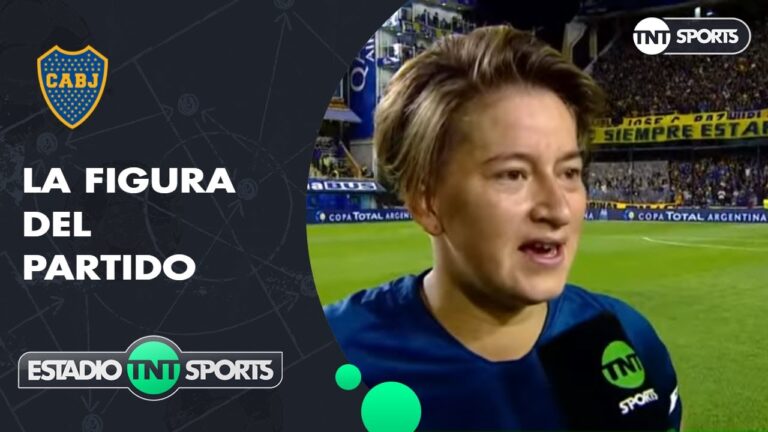 yamila rodriguez en una conferencia de prensa